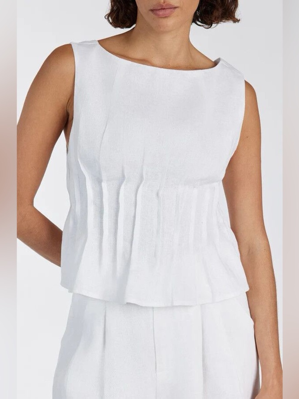 DISSH “Mana” Pintuck White Sleeveless Pleated Linen Tank, Size 6